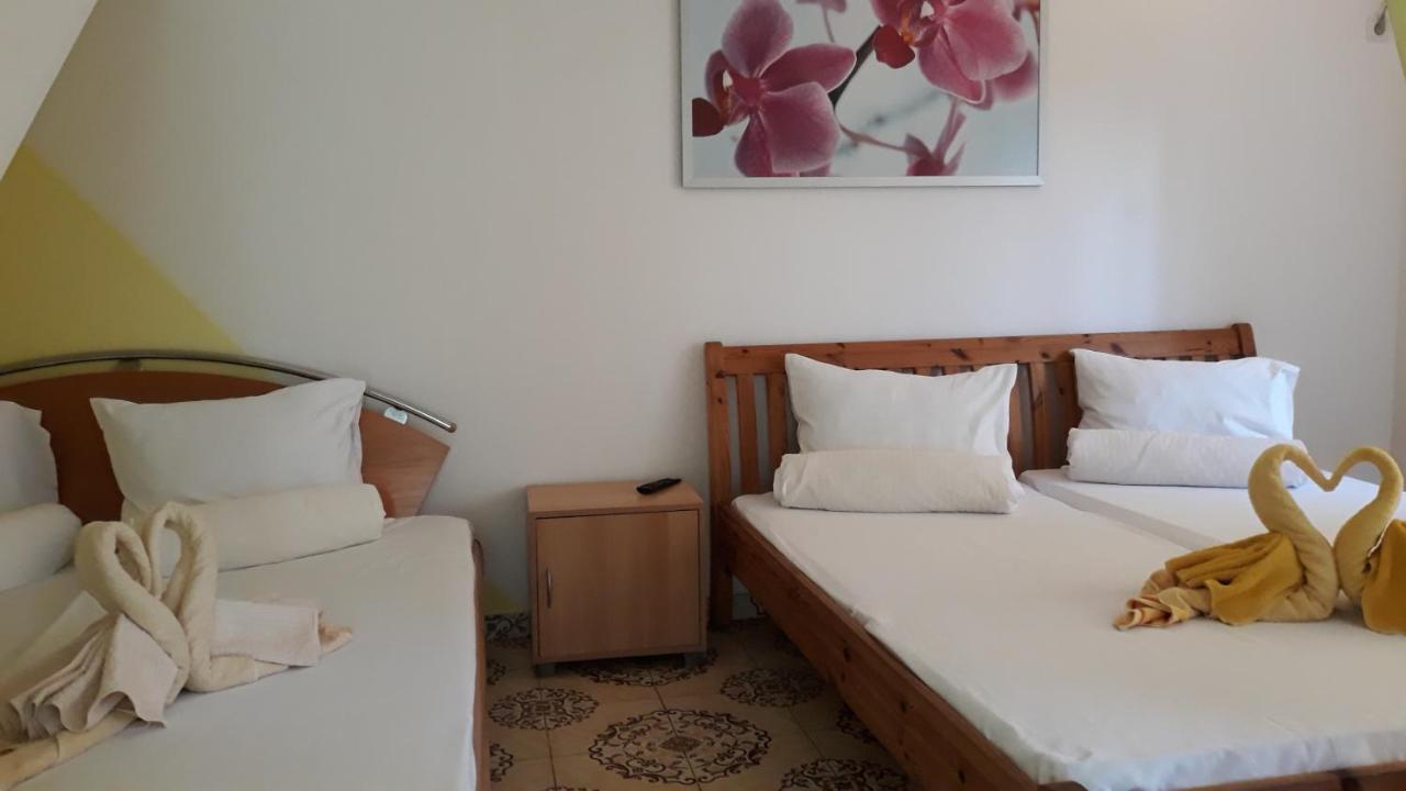 Casa Silvia Hotell Eforie Nord Exteriör bild
